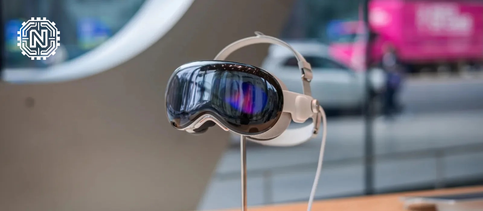 Apple Vision Pro spatial-computing headset and display hardware