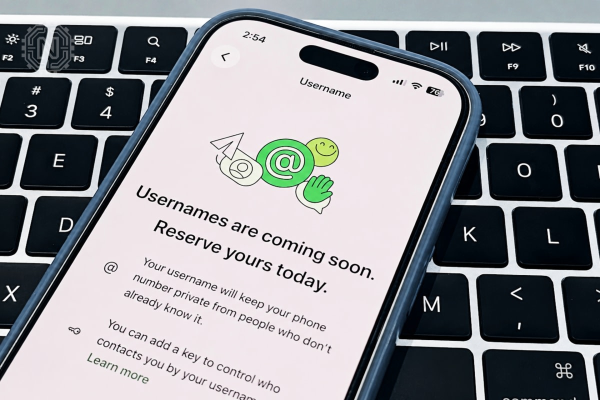WhatsApp username key protecting a user from unknown scam messages
