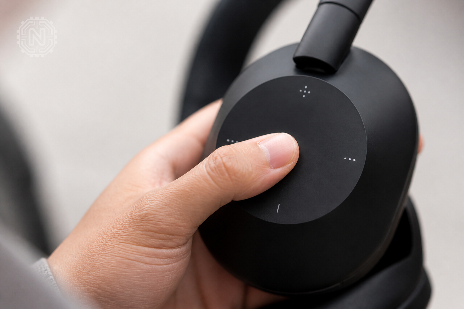 Touch controls on Sony WH-1000XM7 headphones