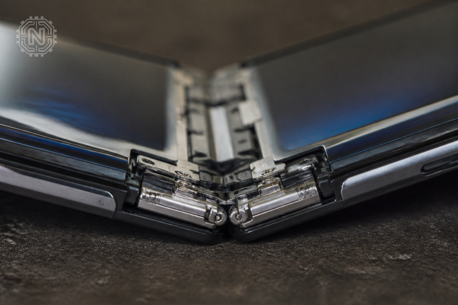 Foldable phone hinge with advanced engineering in 2026