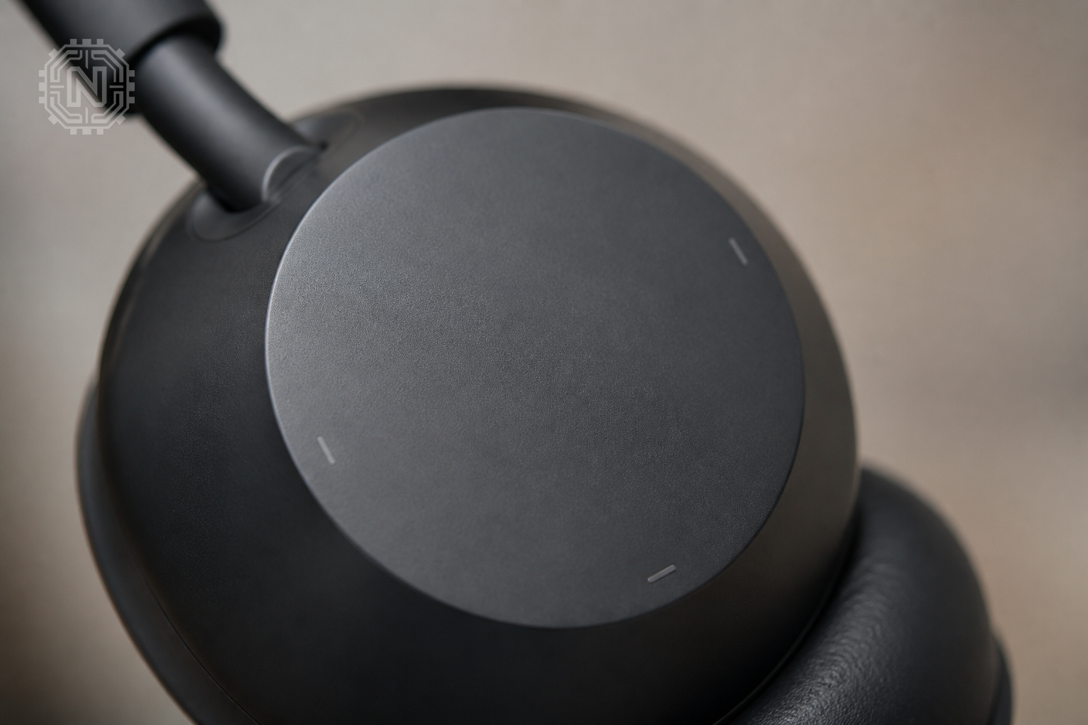 Touch controls on Sony WH-1000XM7 headphones