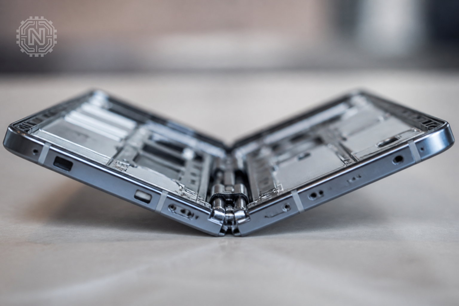 Hinge and lightweight build of Galaxy Z Fold 5